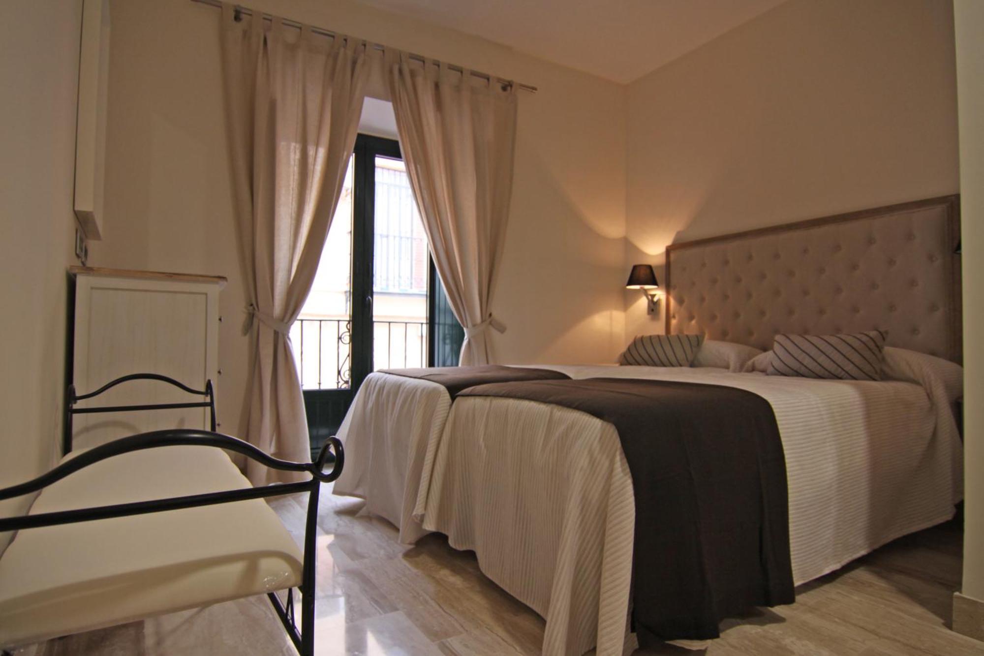 Living Centro Maestranza Siviglia